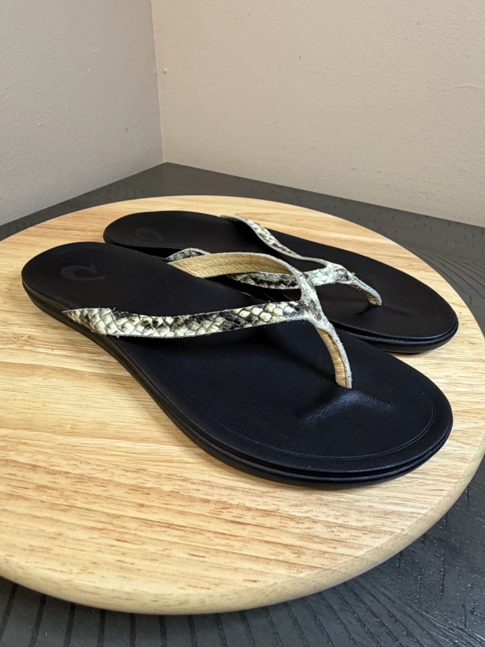 Olukai Women's Ho'opio sandals
